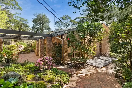 79 Lynbara Avenue, St Ives Sold by Shead Property