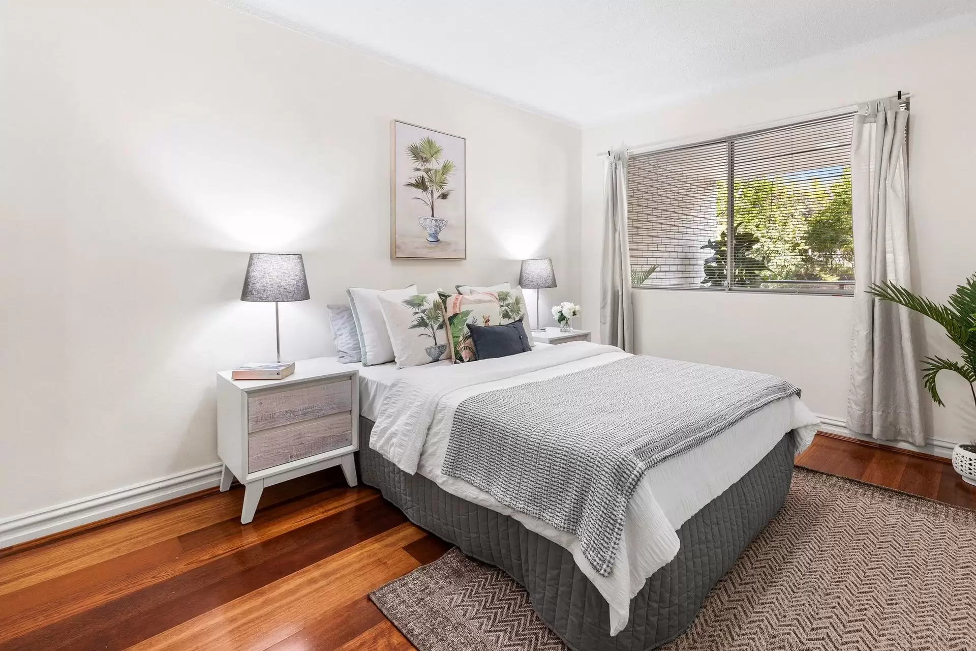 2/8 Brand Street, Artarmon Sold by Shead Property - image 1