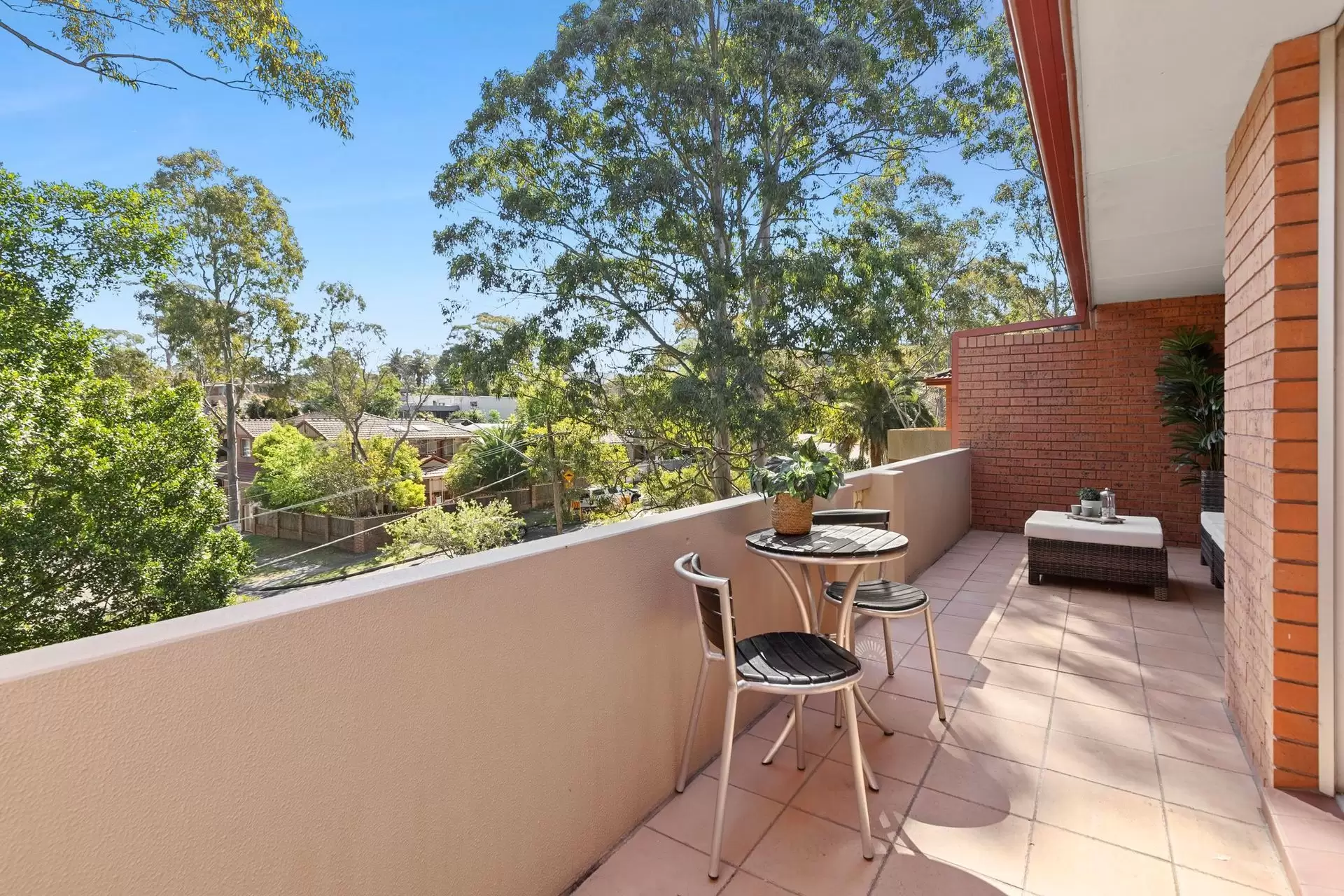 16/3 Robert Street, Artarmon Sold by Shead Property - image 1