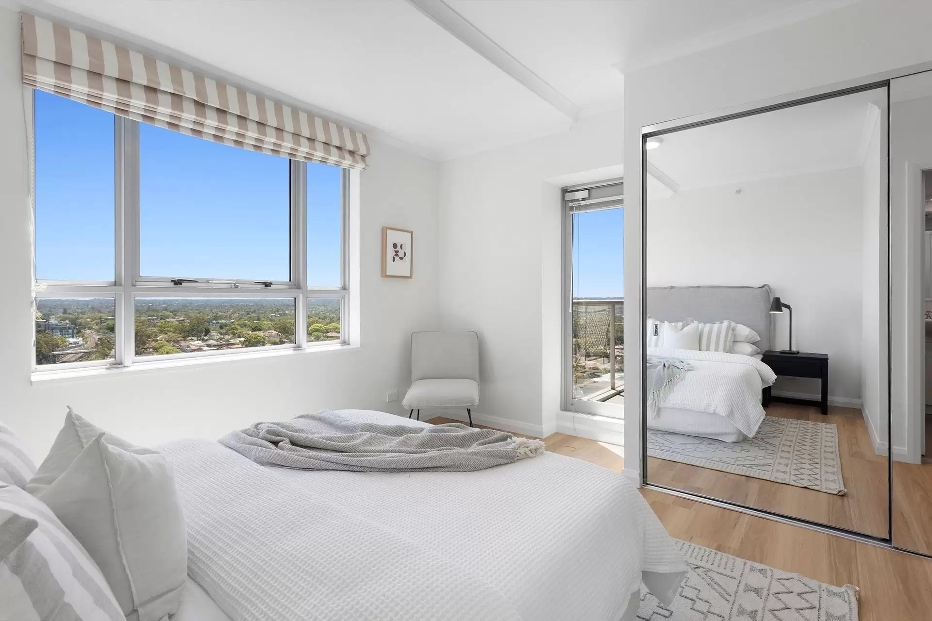2101/2A Help Street, Chatswood Sold by Shead Property - image 1