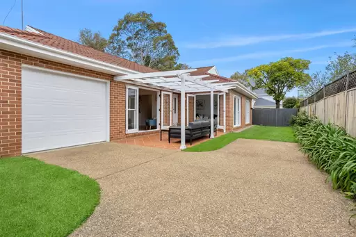 4A Royal Street, Chatswood Sold by Shead Property