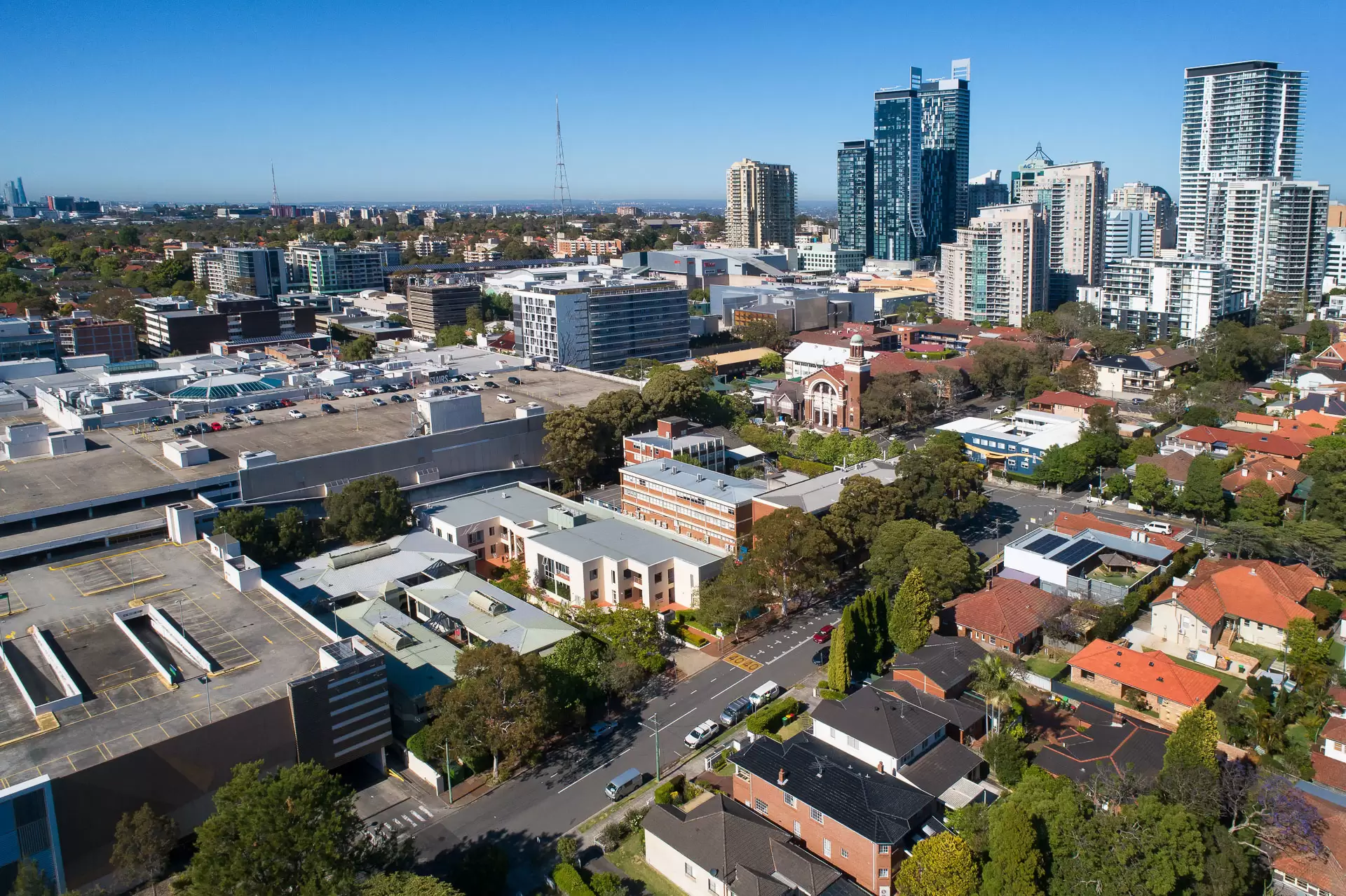 Suite 18/16-18 Malvern Avenue, Chatswood Sold by Shead Property - image 1