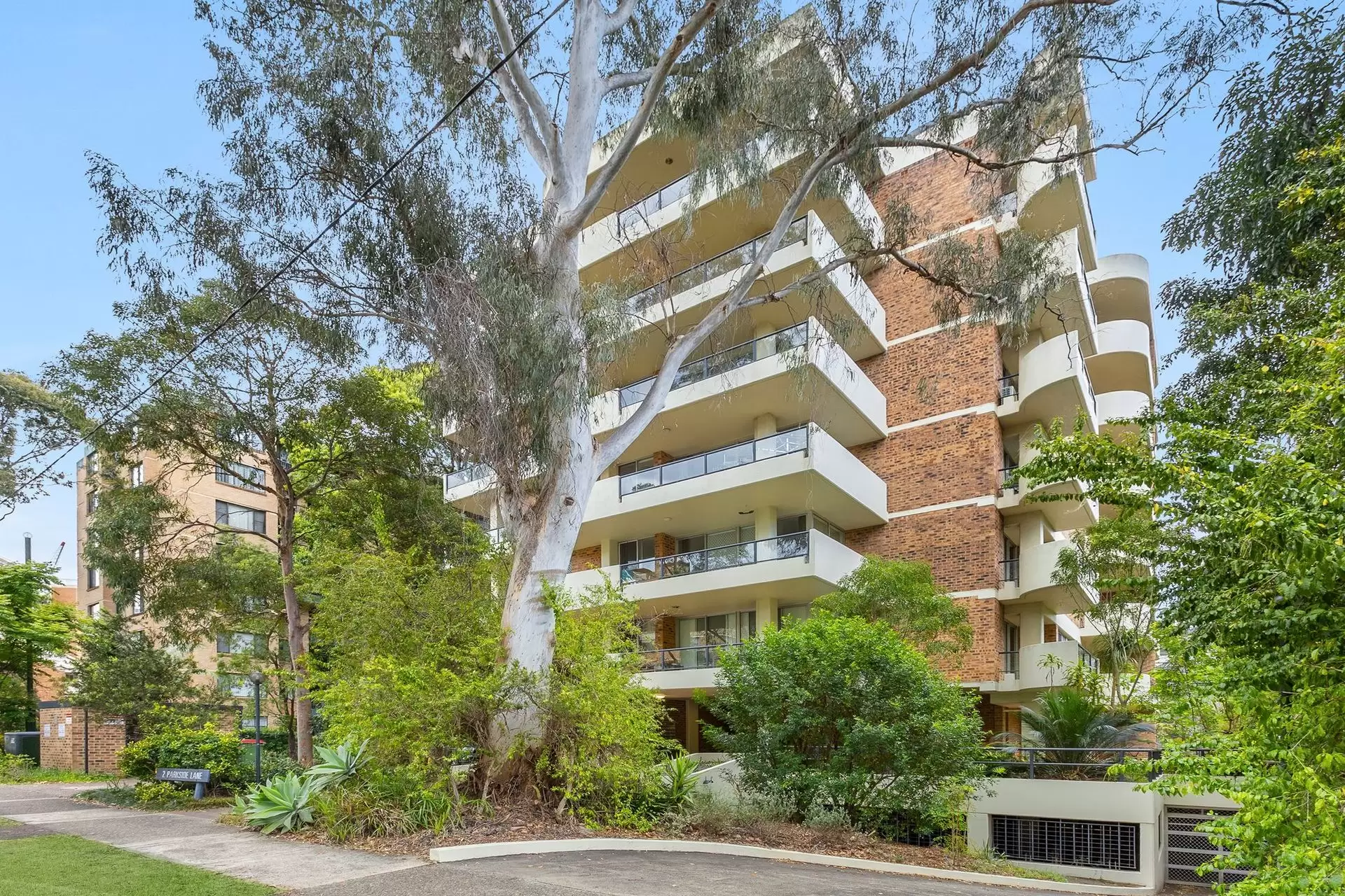 1/2 Parkside Lane, Chatswood Sold by Shead Property - image 1