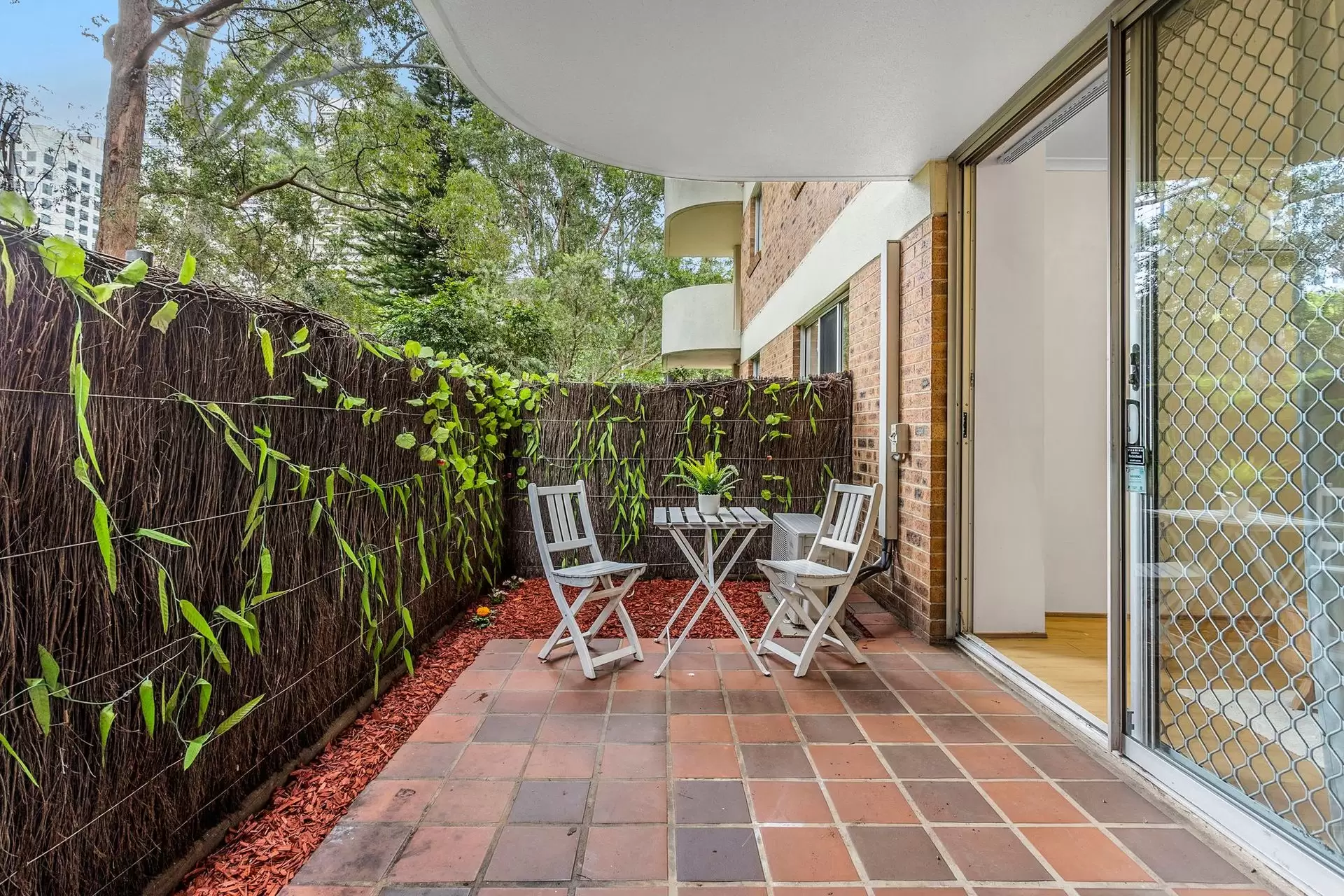 1/2 Parkside Lane, Chatswood Sold by Shead Property - image 1