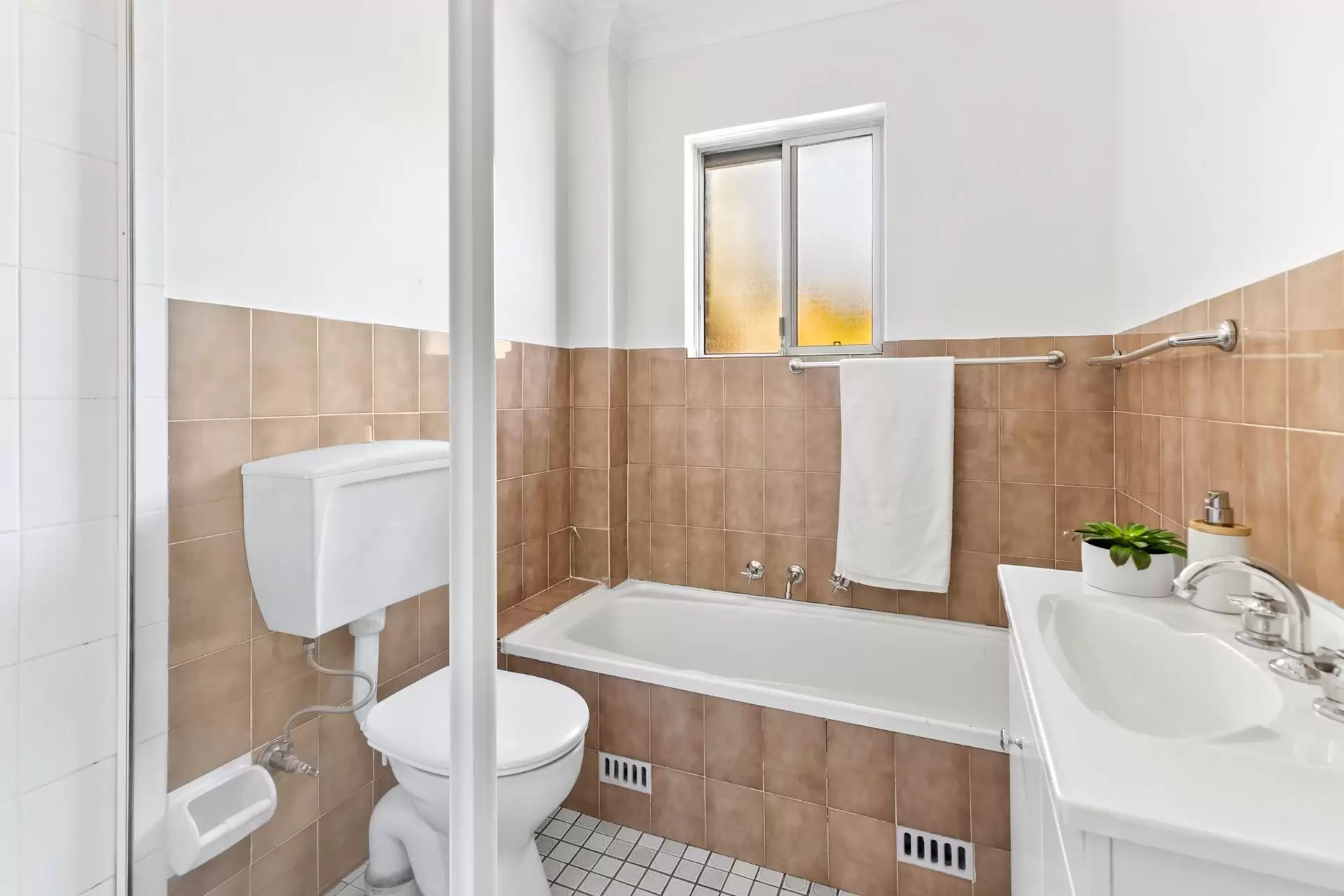 3/473 Willoughby Road, Willoughby Sold by Shead Property - image 1