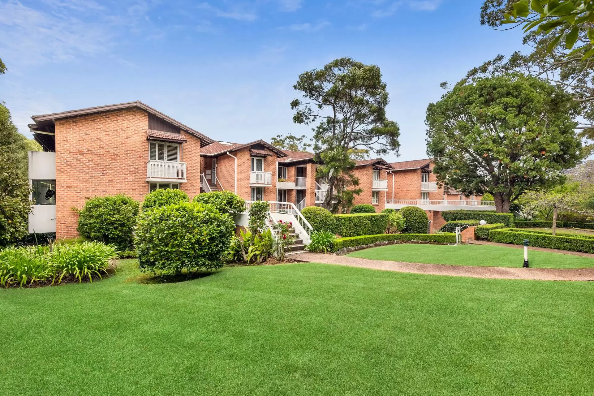 2/560-562 Pacific Highway, Killara Sold by Shead Property - image 1