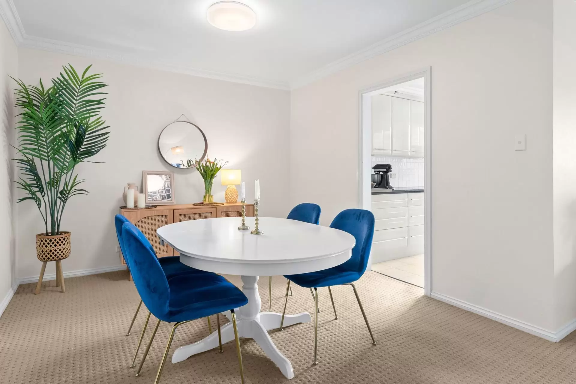 2/560-562 Pacific Highway, Killara Sold by Shead Property - image 1