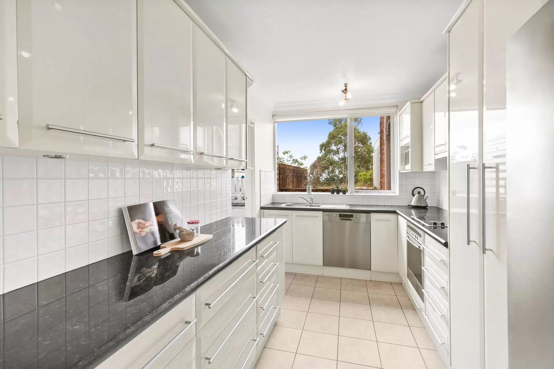 2/560-562 Pacific Highway, Killara Sold by Shead Property - image 1