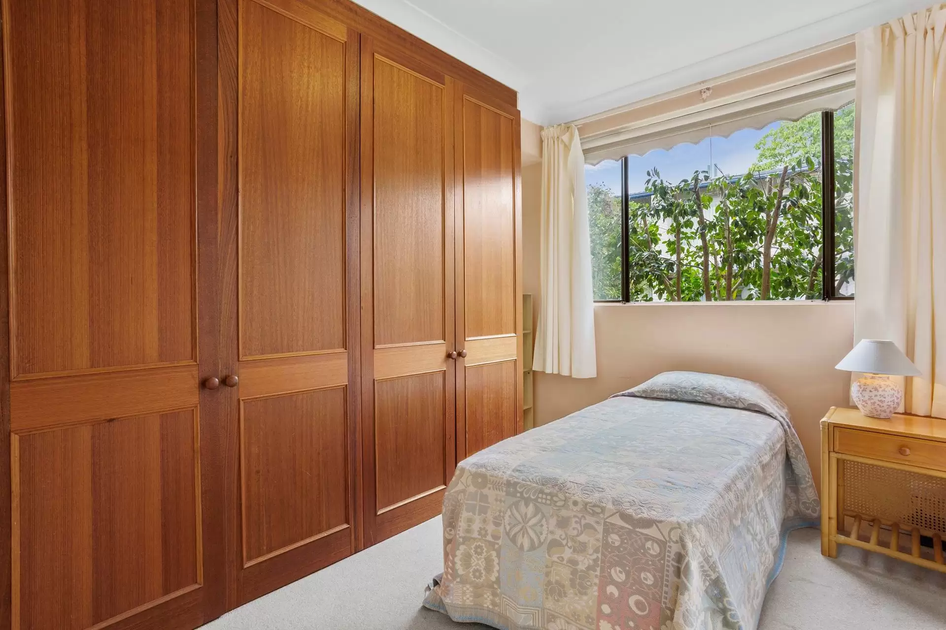 1/13-17 Clanwilliam Street, North Willoughby Sold by Shead Property - image 1