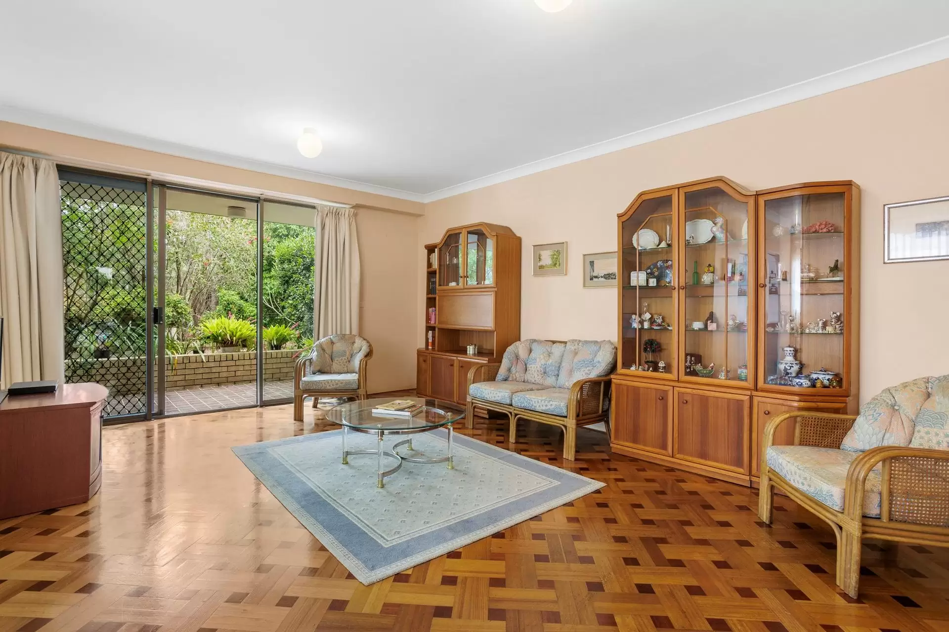 1/13-17 Clanwilliam Street, North Willoughby Sold by Shead Property - image 1
