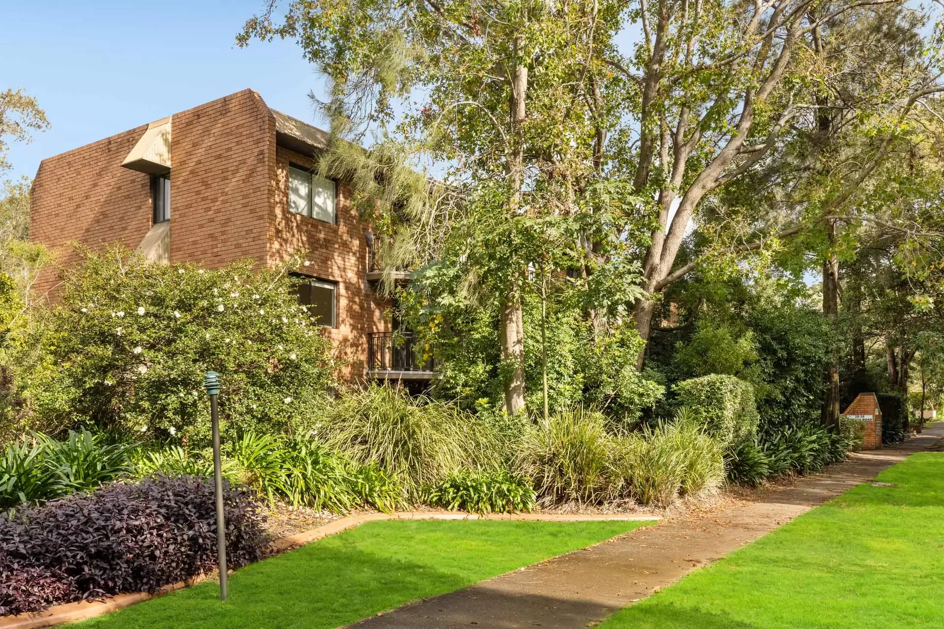 Artarmon Leased by Shead Property - image 1