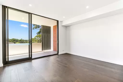 Roseville Leased by Shead Property