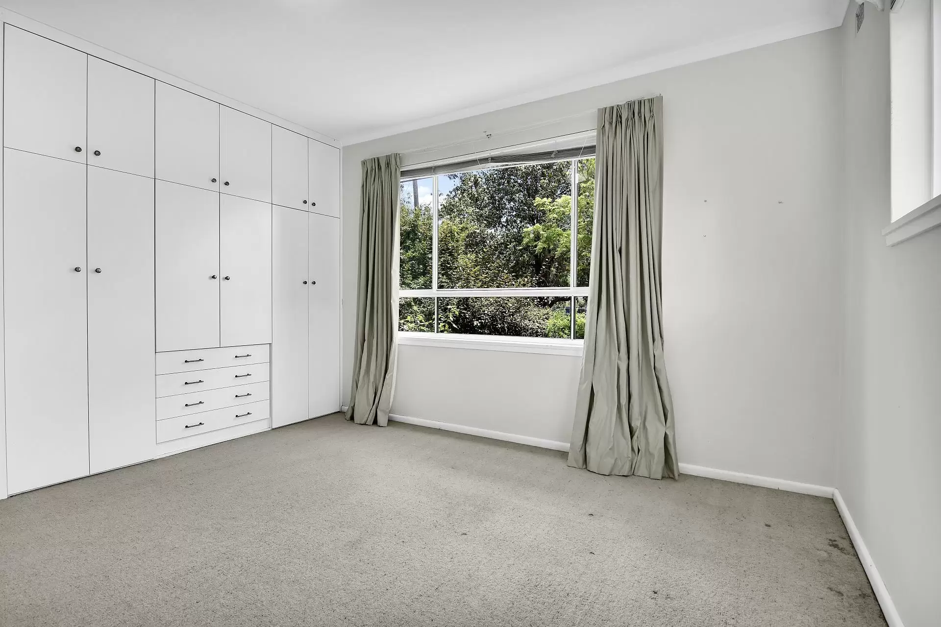 Roseville Leased by Shead Property - image 1