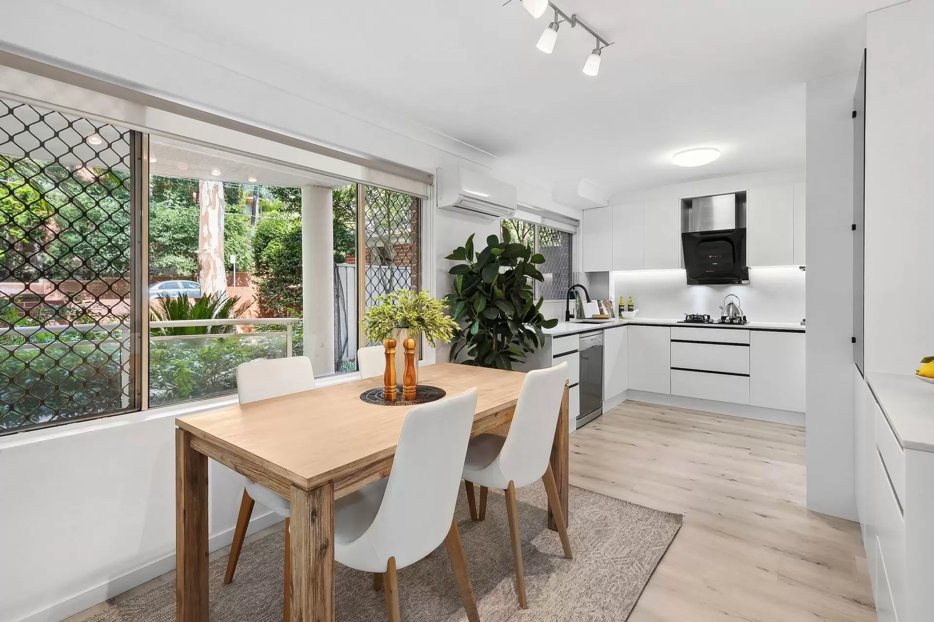 7/99 Hampden Road, Artarmon Sold by Shead Property - image 1