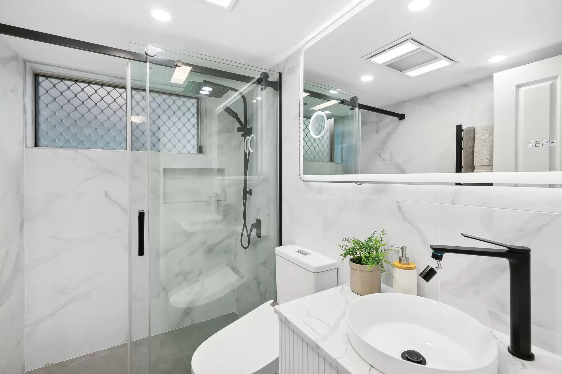 7/99 Hampden Road, Artarmon Sold by Shead Property - image 1