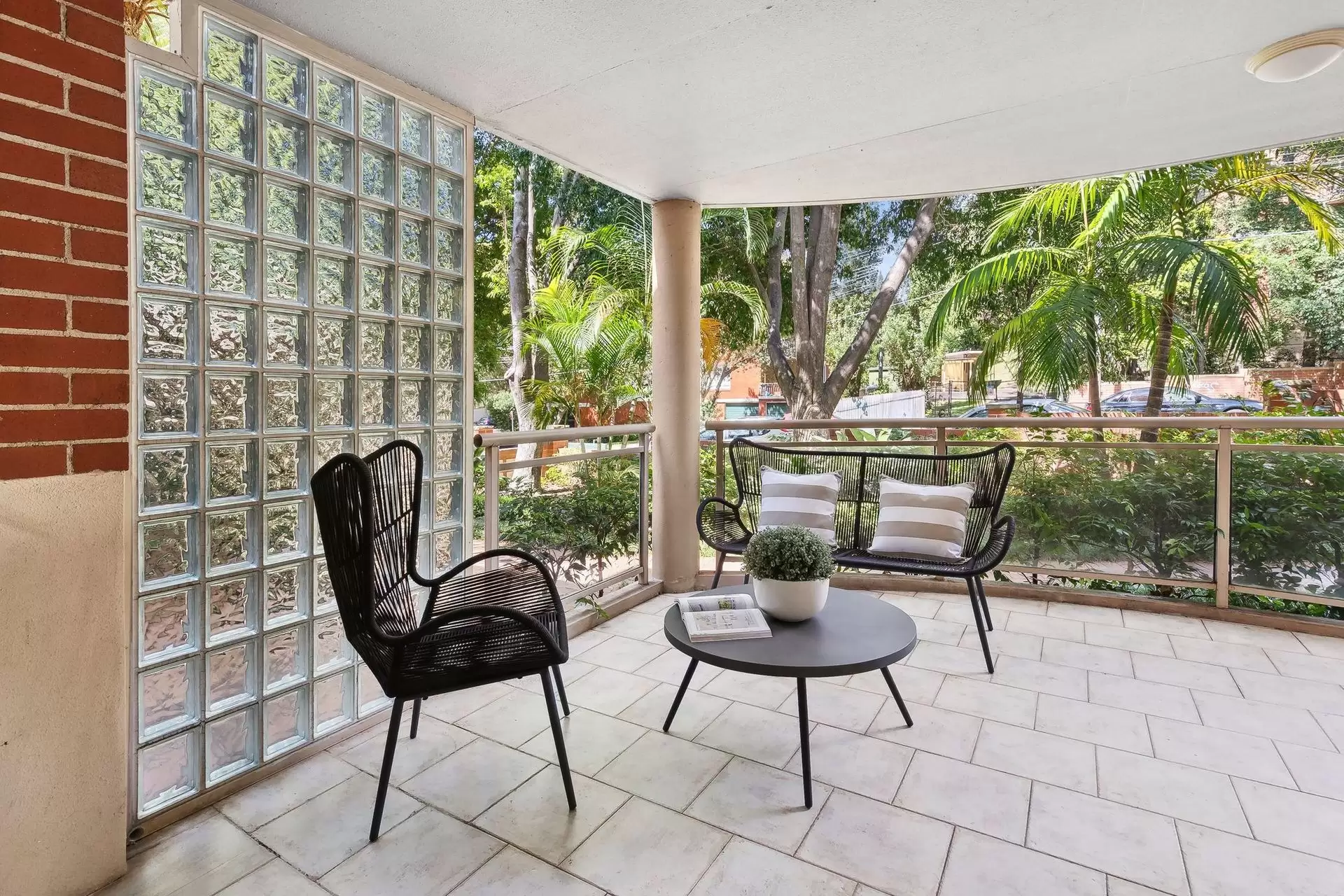 7/99 Hampden Road, Artarmon Sold by Shead Property - image 1