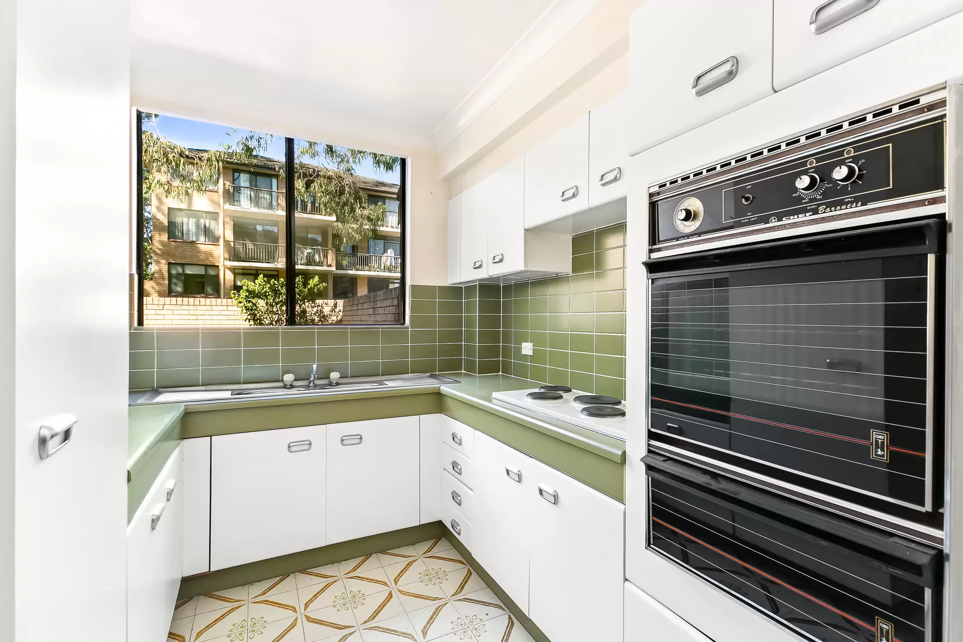 Hornsby Leased by Shead Property - image 1