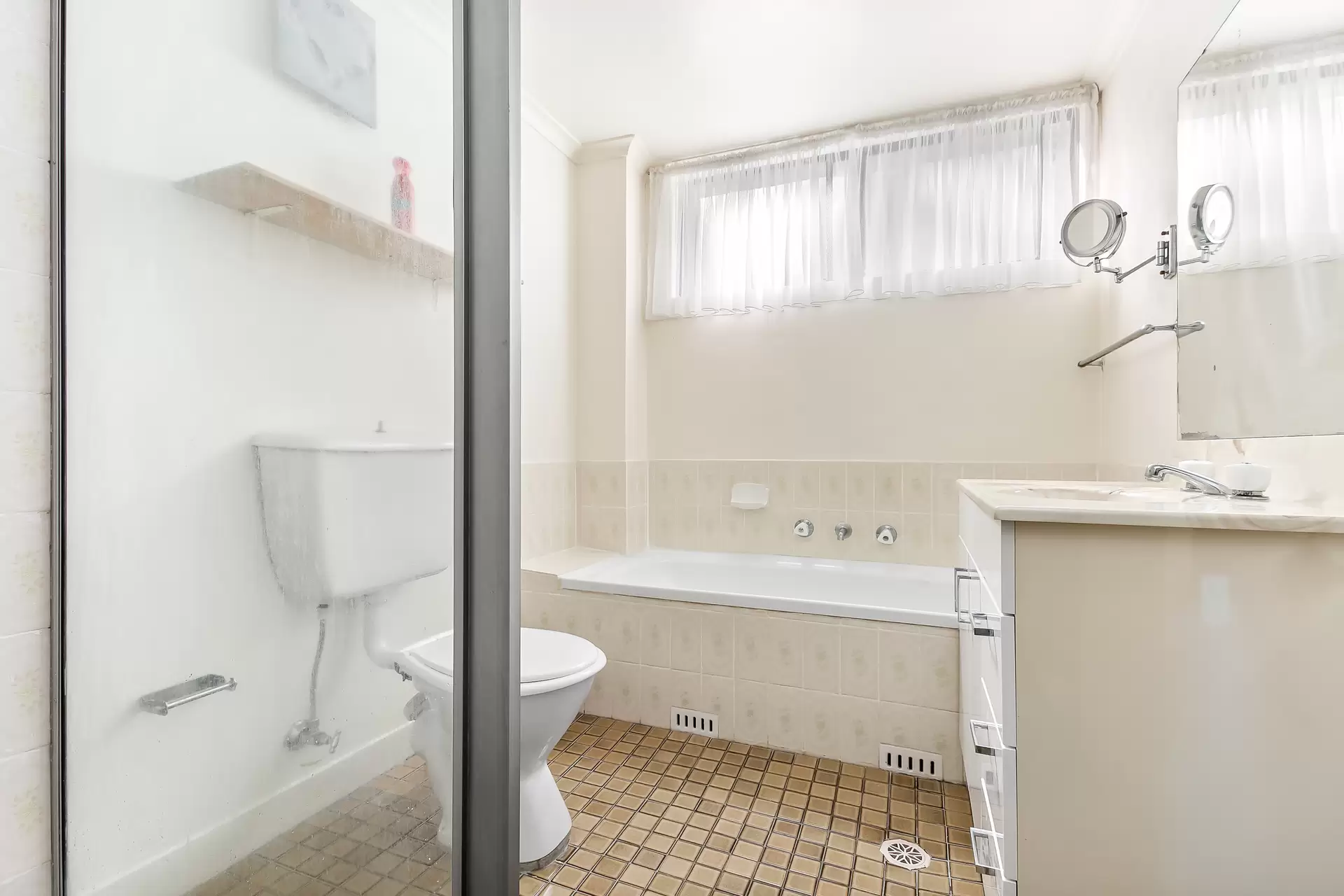 Hornsby Leased by Shead Property - image 1