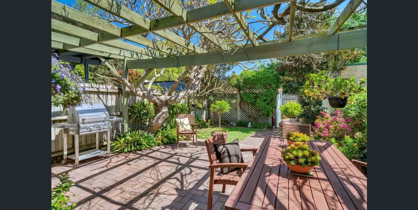 Willoughby Leased by Shead Property - image 1