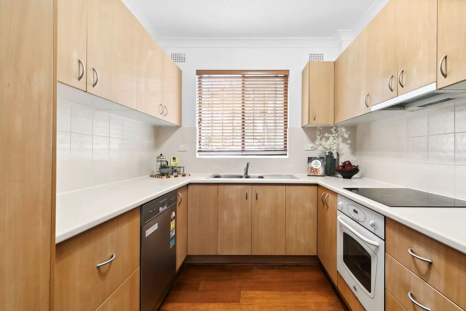 12/6 Benton Avenue, Artarmon Sold by Shead Property - image 1