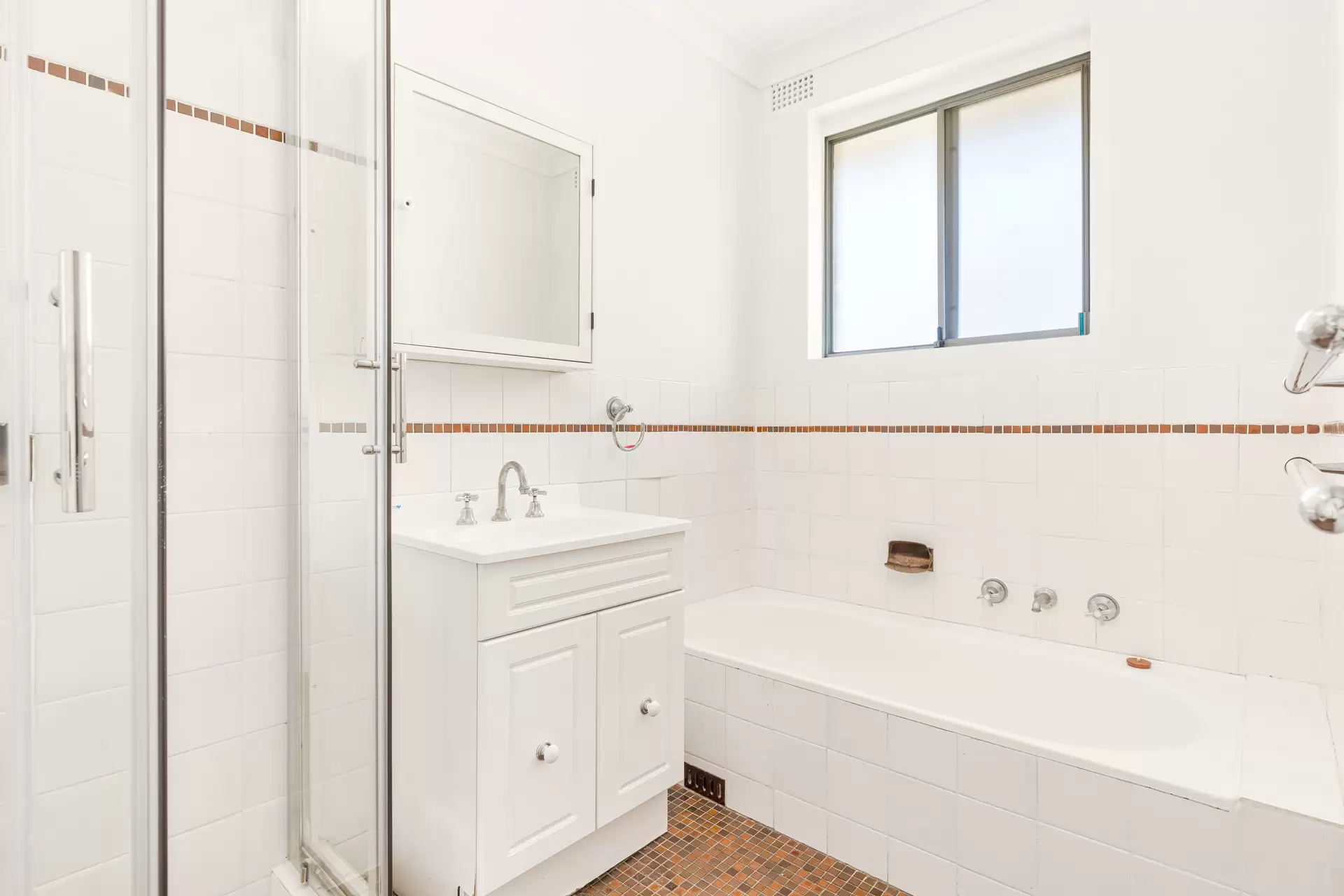 Chatswood Leased by Shead Property - image 1