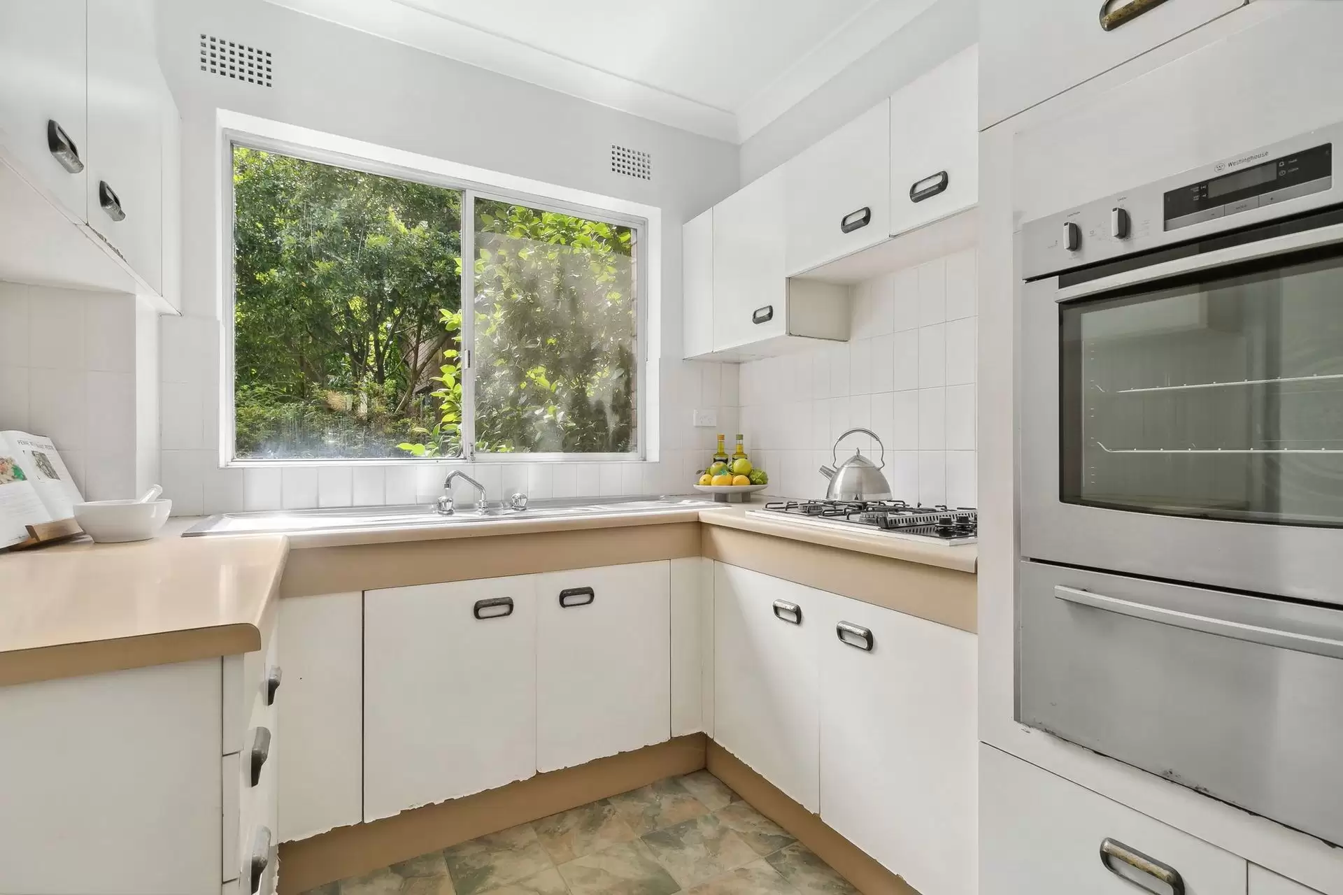 23/3 McMillan Road, Artarmon Sold by Shead Property - image 1