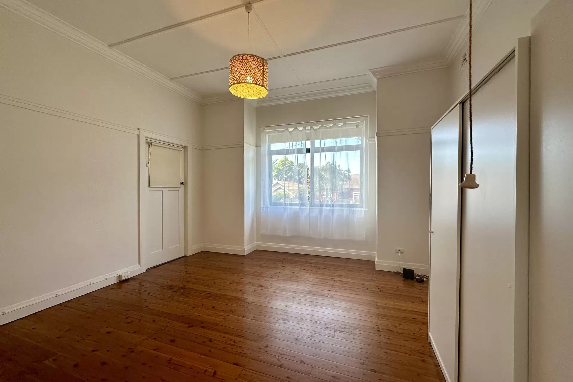 Willoughby Leased by Shead Property - image 1