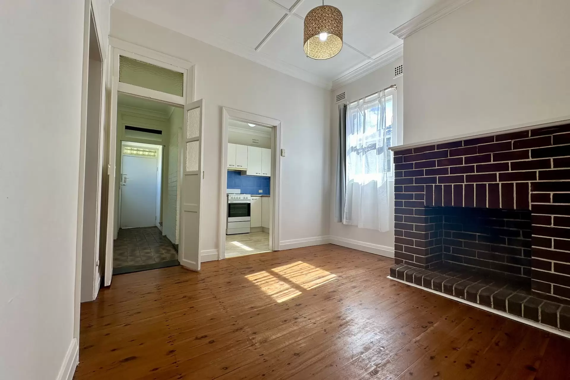 Willoughby Leased by Shead Property - image 1