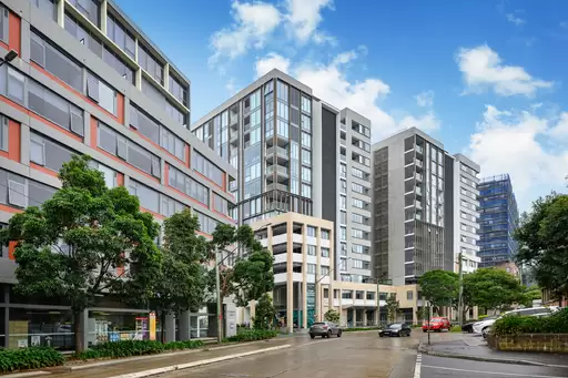 Shop 33/94-104 Epsom Road, Zetland For Lease by Shead Property