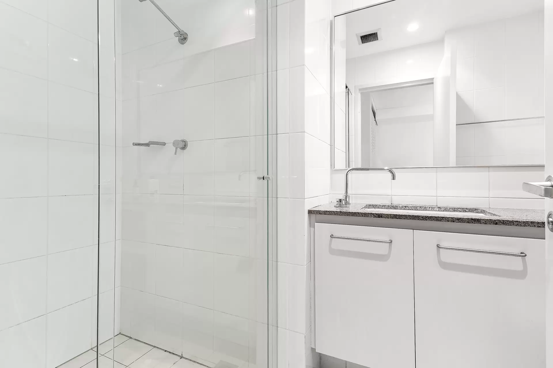 Chatswood Leased by Shead Property - image 1