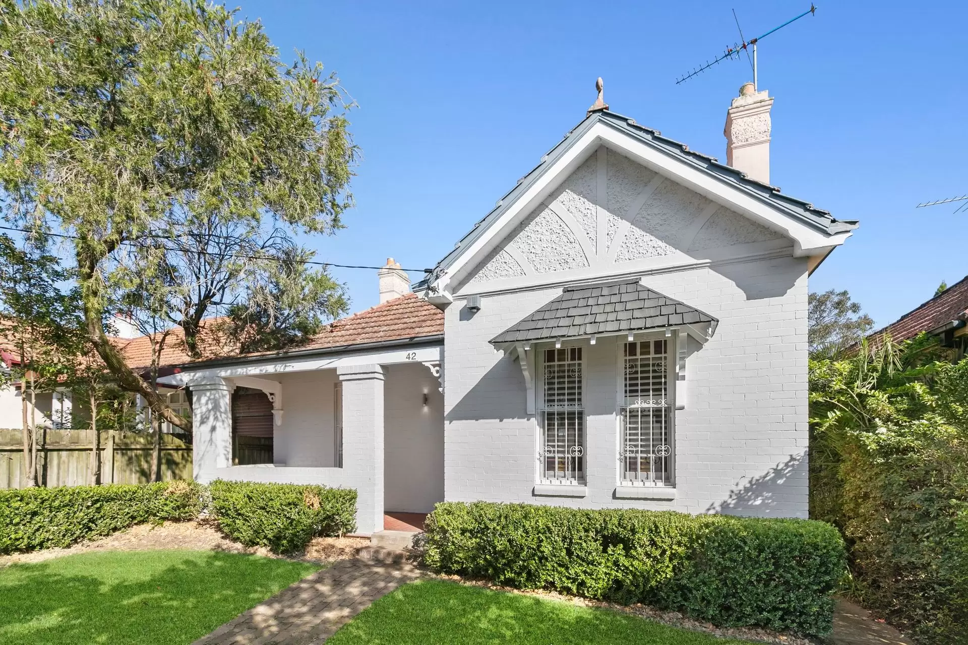 42 Robinson Street, Chatswood Sold by Shead Property - image 1