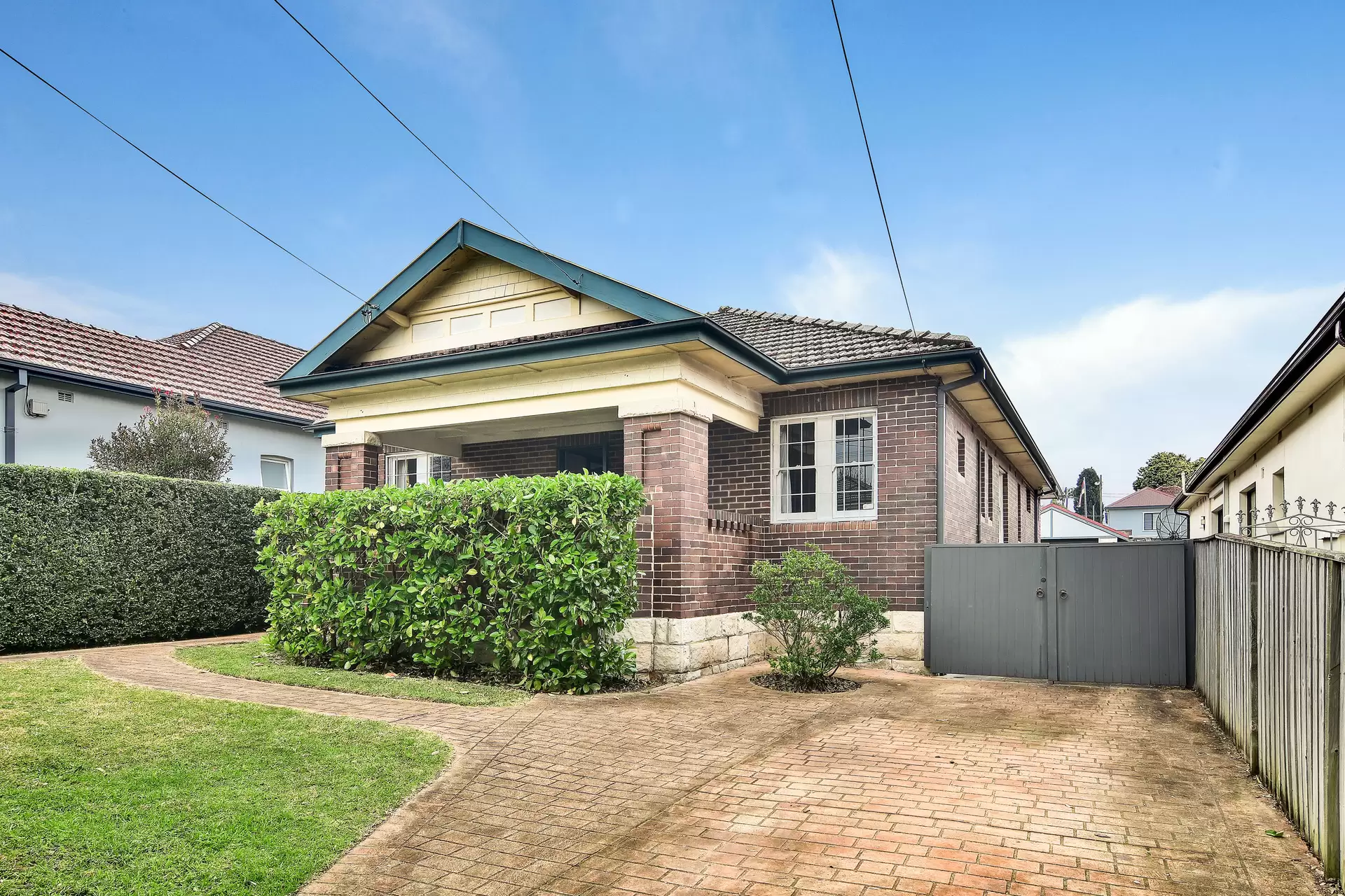 Willoughby Leased by Shead Property - image 1