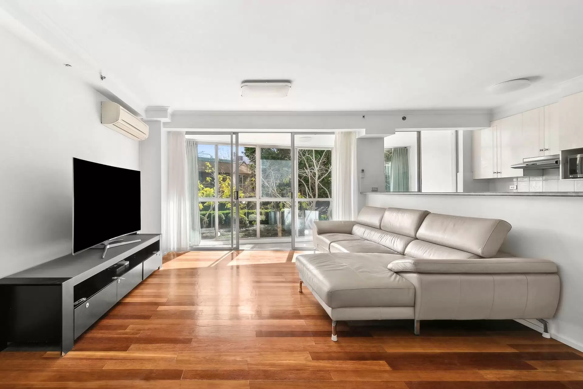 26/421 Pacific Highway, Artarmon Sold by Shead Property - image 1