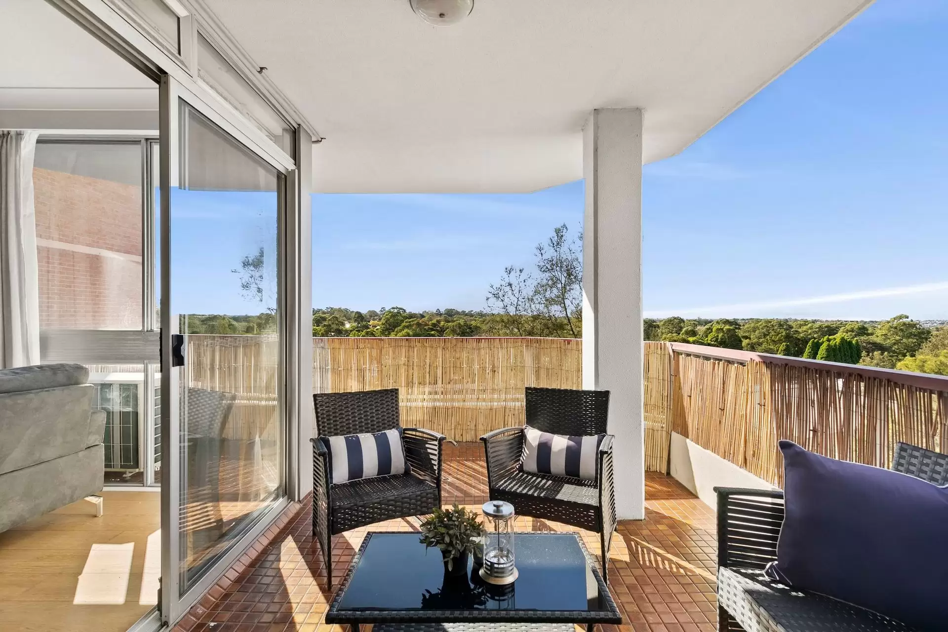 25/1 Broughton Road, Artarmon Sold by Shead Property - image 1
