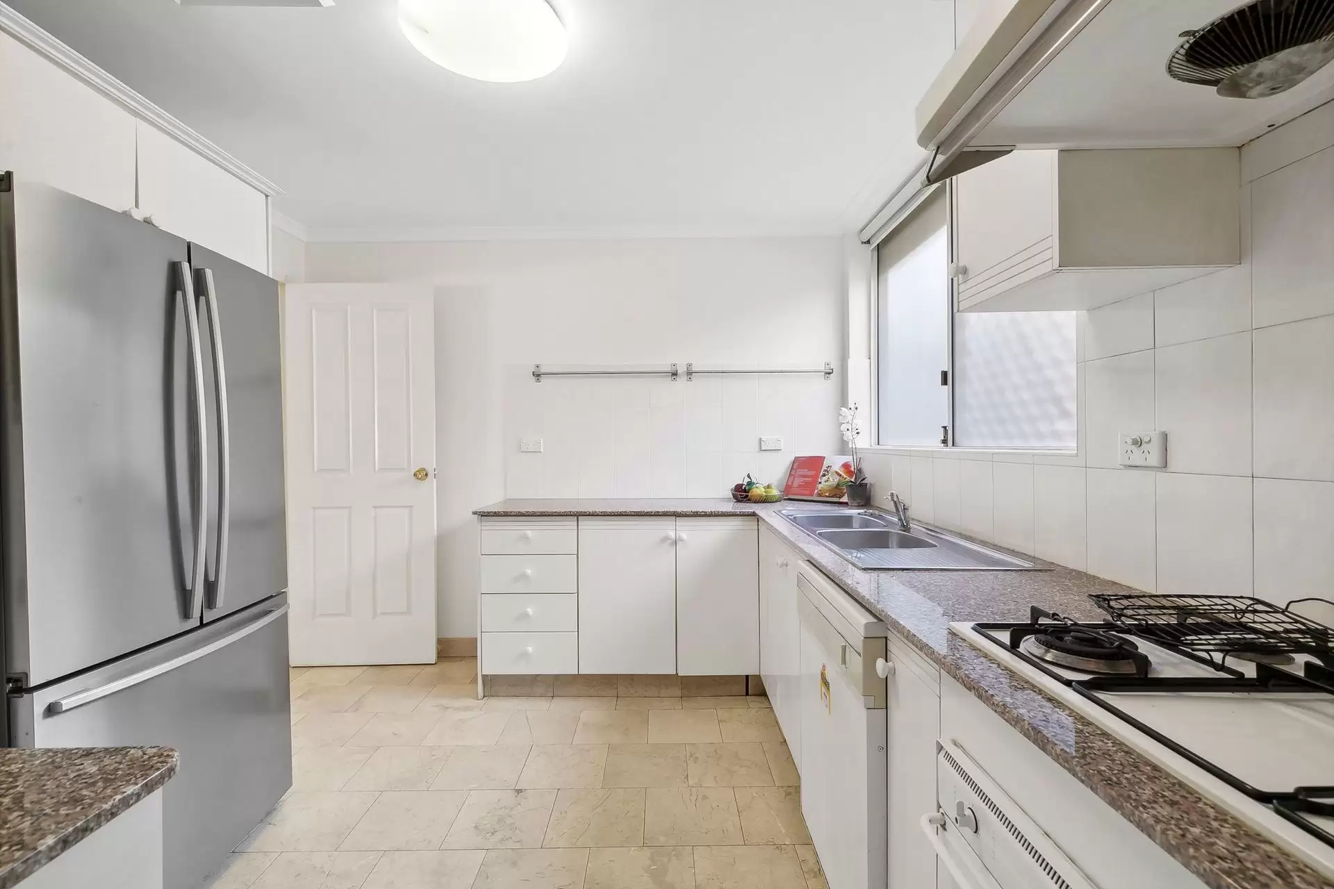 27 Macquarie Street, Chatswood Sold by Shead Property - image 1