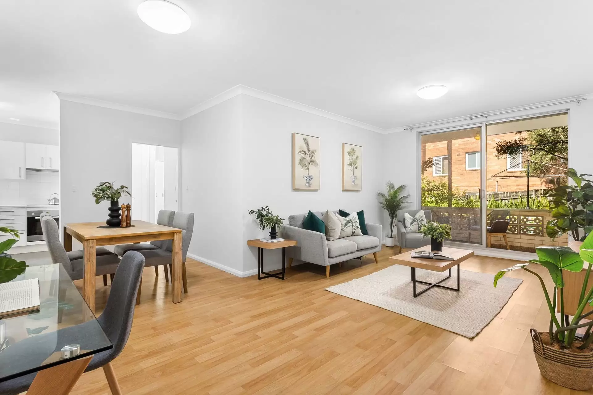 5/2 McMillan Road, Artarmon Sold by Shead Property - image 1