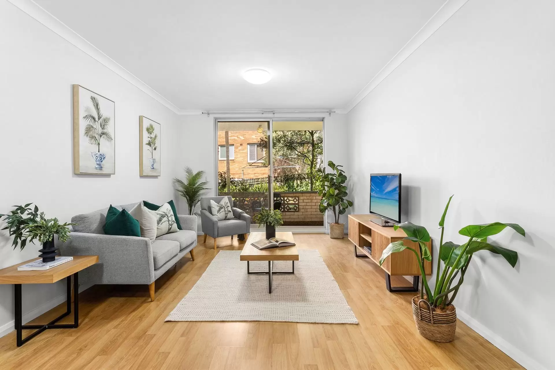 5/2 McMillan Road, Artarmon Sold by Shead Property - image 1