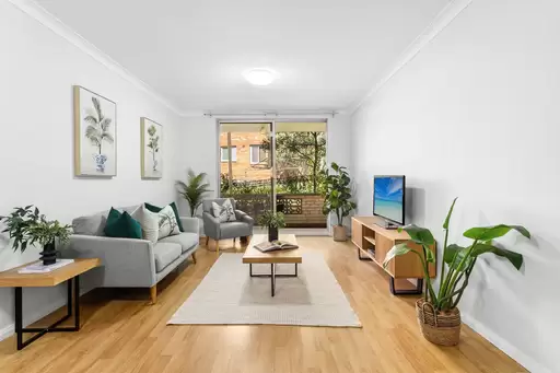 5/2 McMillan Road, Artarmon Sold by Shead Property