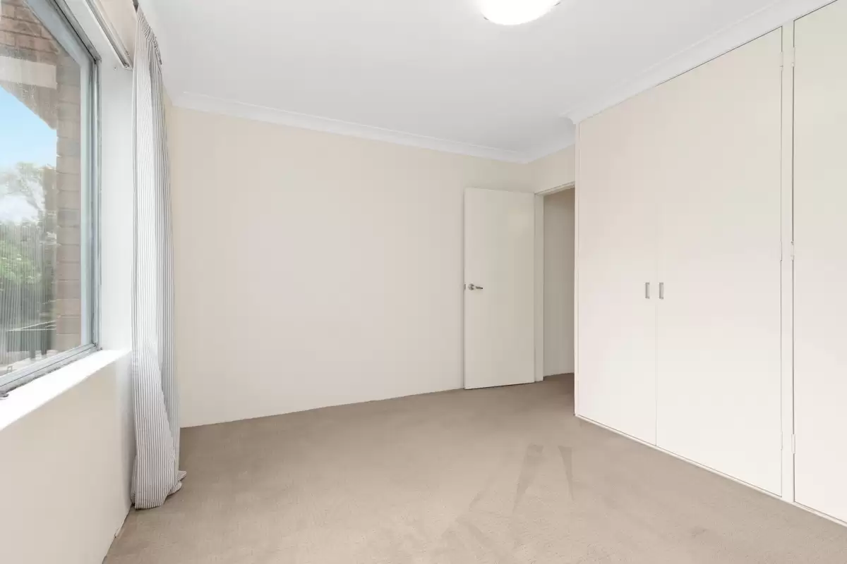 Eastwood Leased by Shead Property - image 1