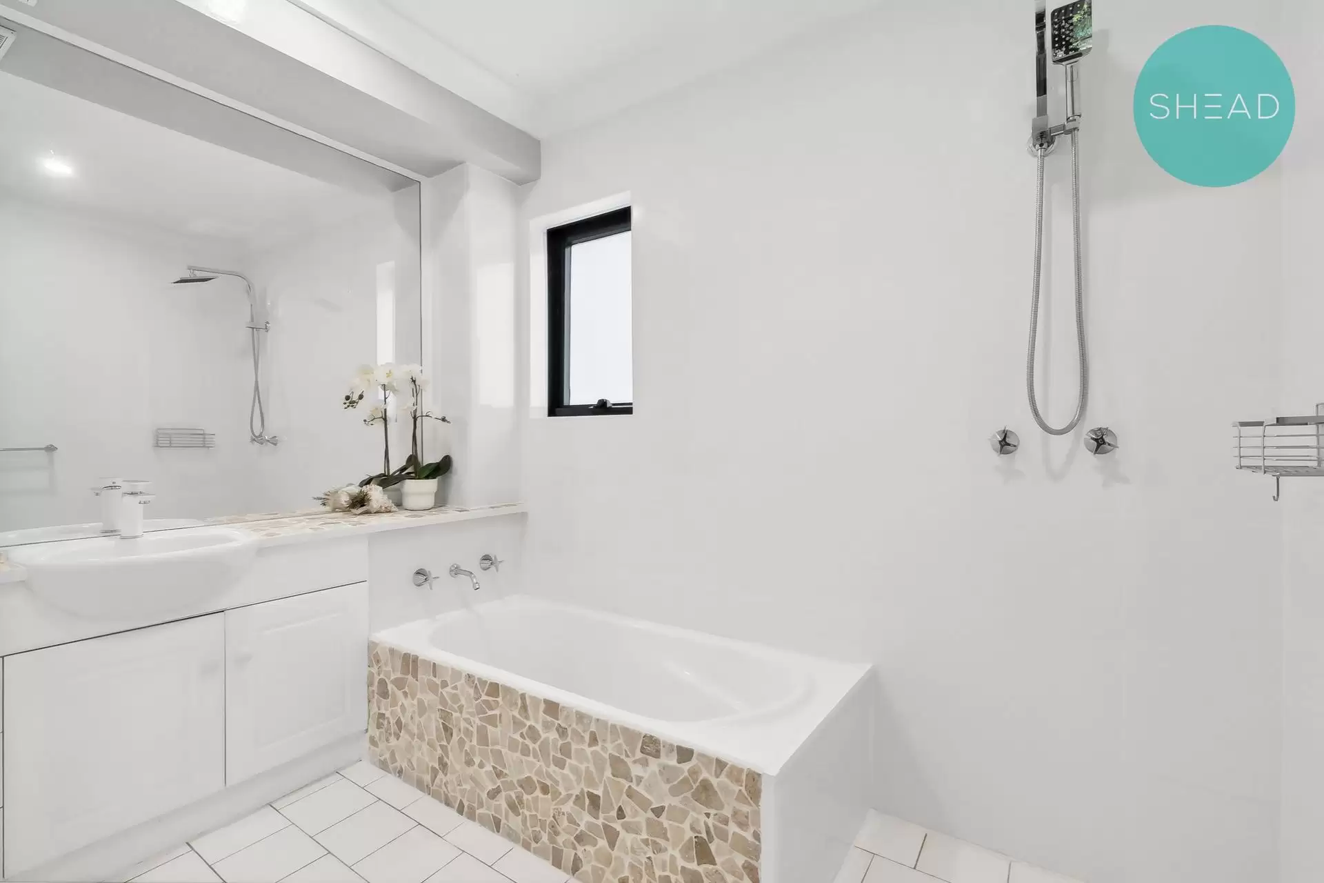 4/5-17 Pacific Highway, Roseville Sold by Shead Property - image 1