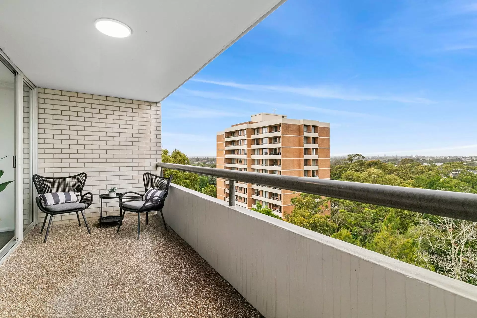805/4 Broughton Road, Artarmon Sold by Shead Property - image 1