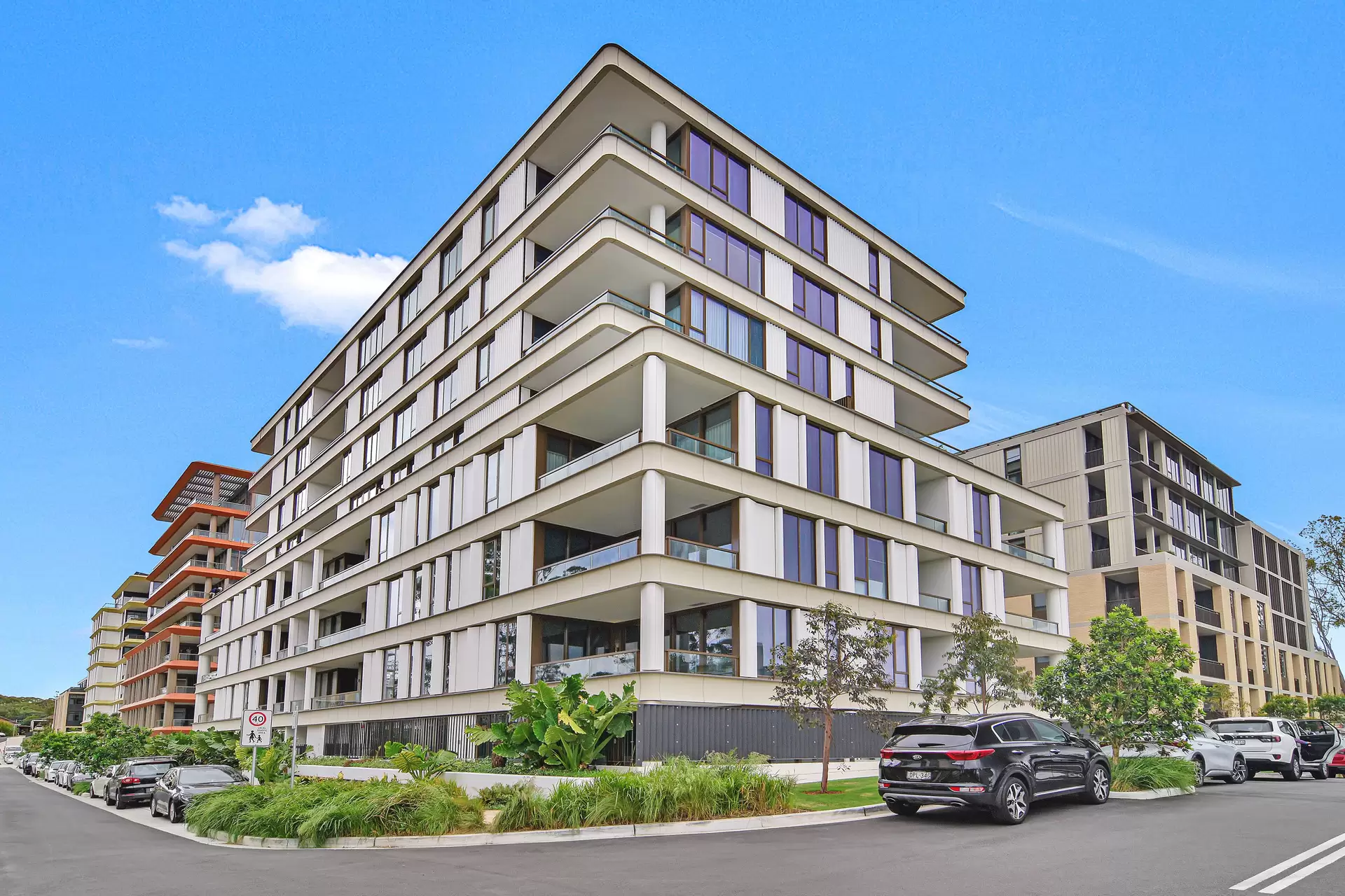 Willoughby Leased by Shead Property - image 1