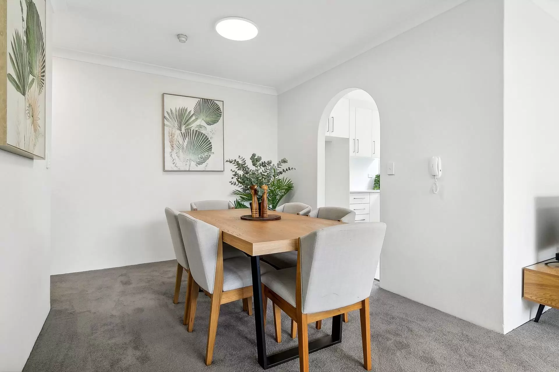12/2 Francis Road, Artarmon Sold by Shead Property - image 1