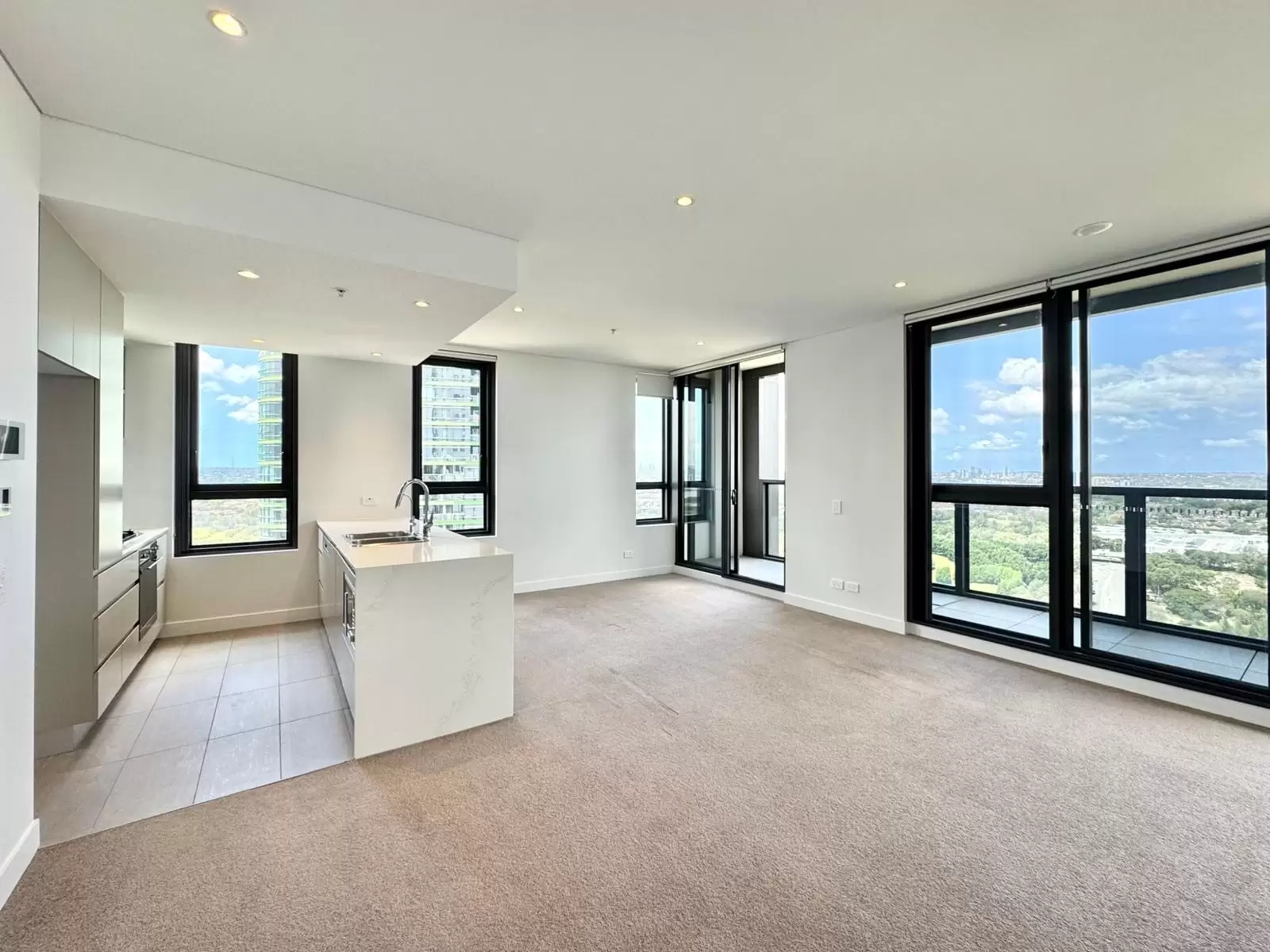 Sydney Olympic Park Leased by Shead Property - image 1