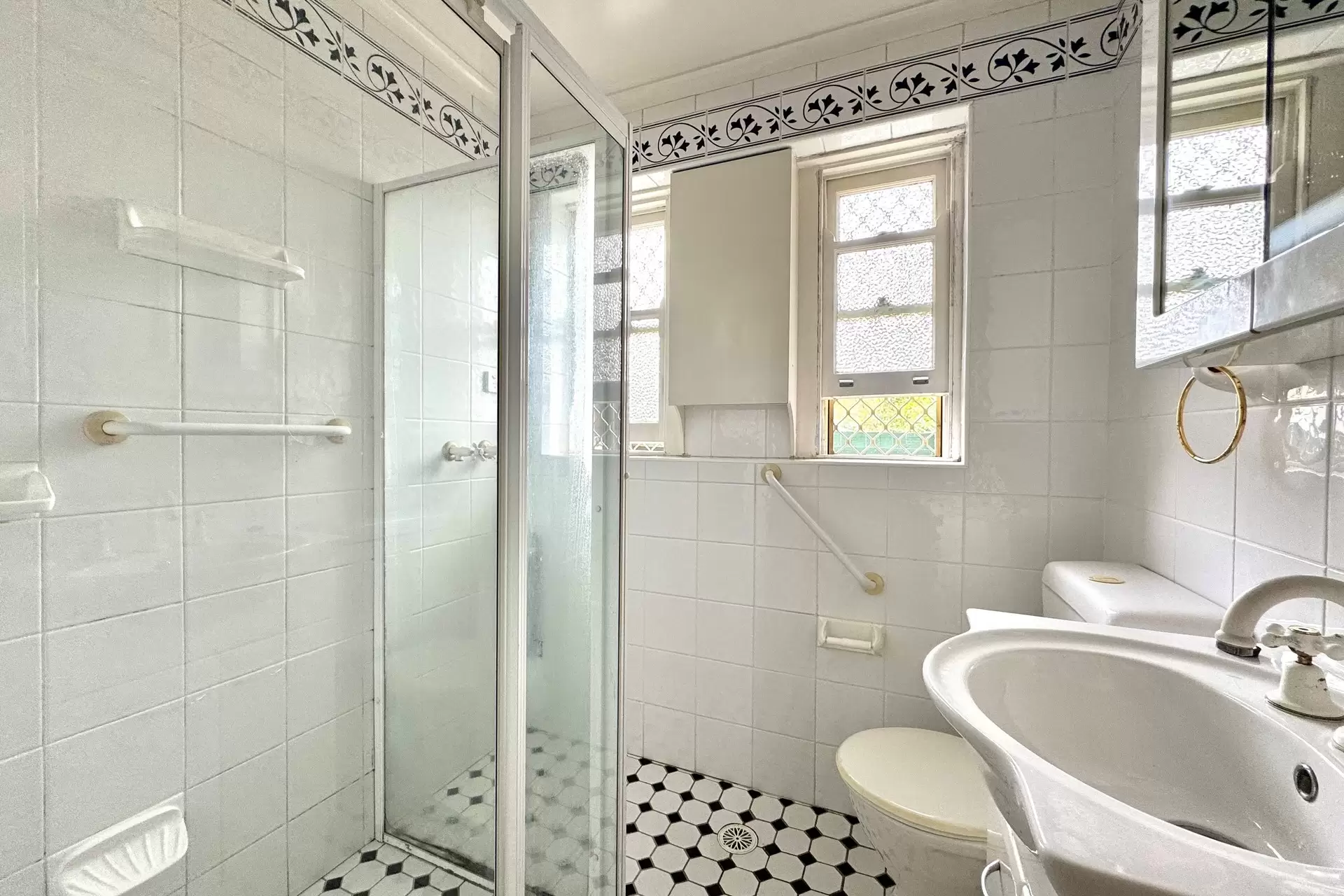 Chatswood Leased by Shead Property - image 1