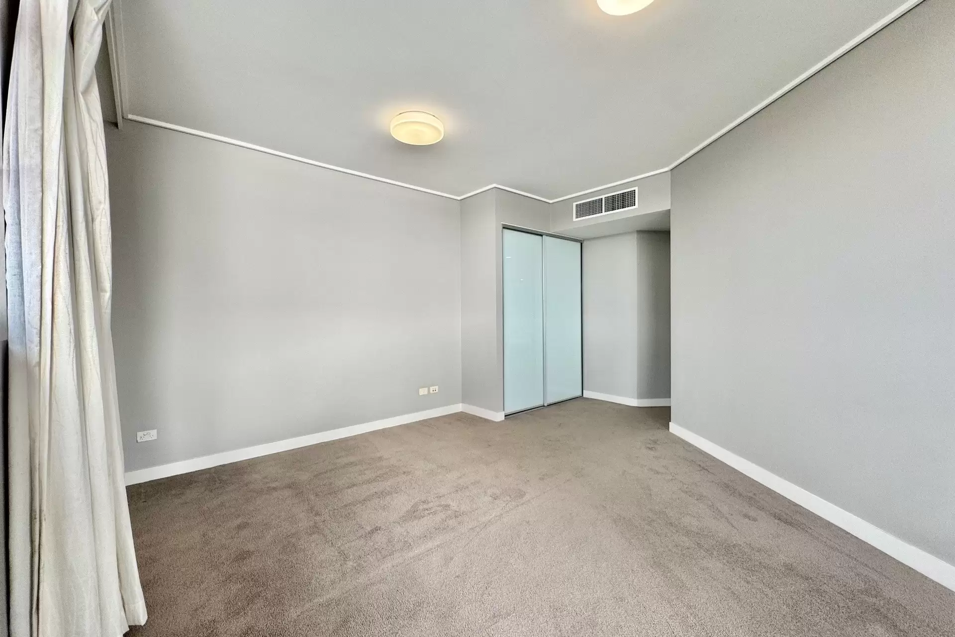 Rhodes Leased by Shead Property - image 1