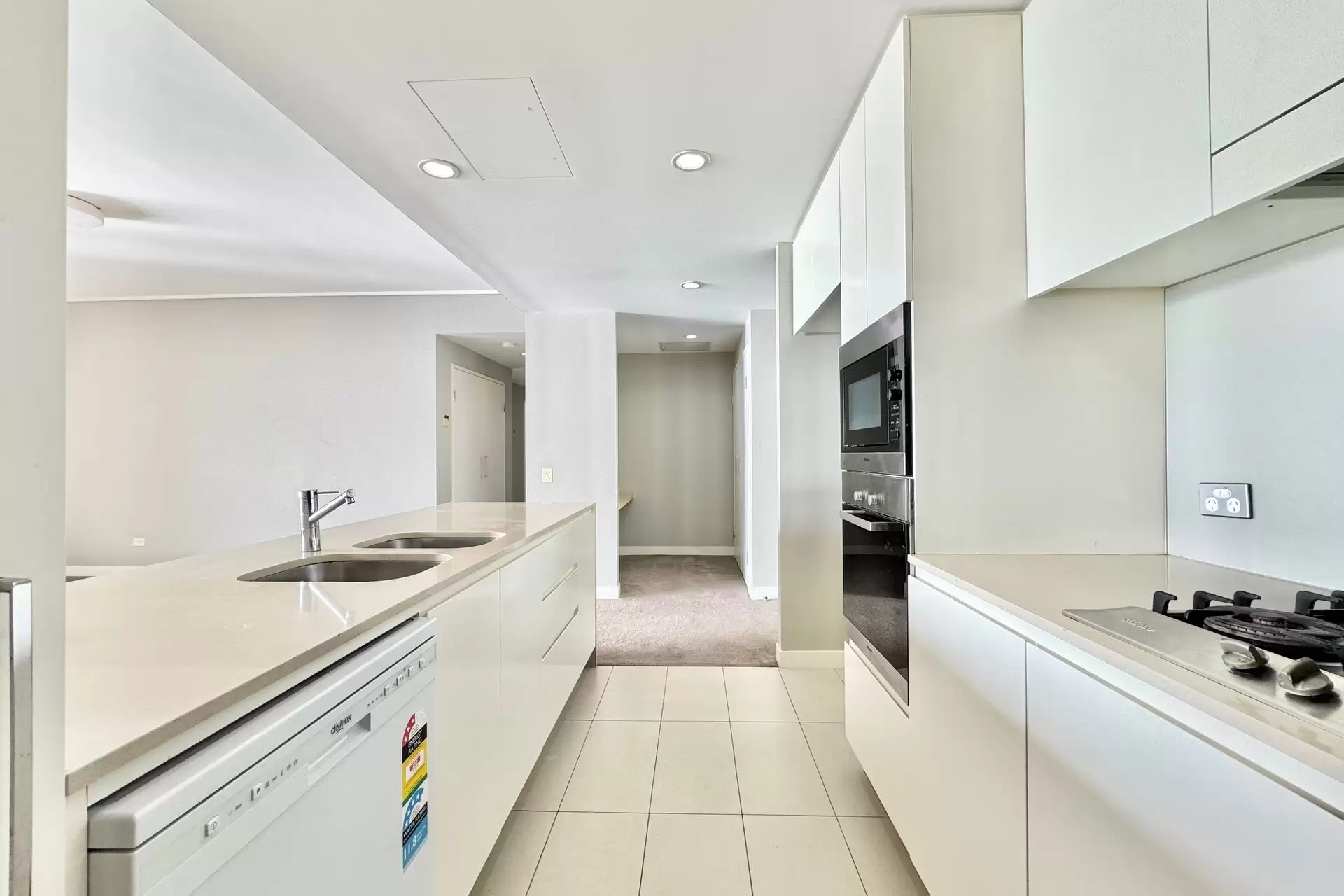 Rhodes Leased by Shead Property - image 1
