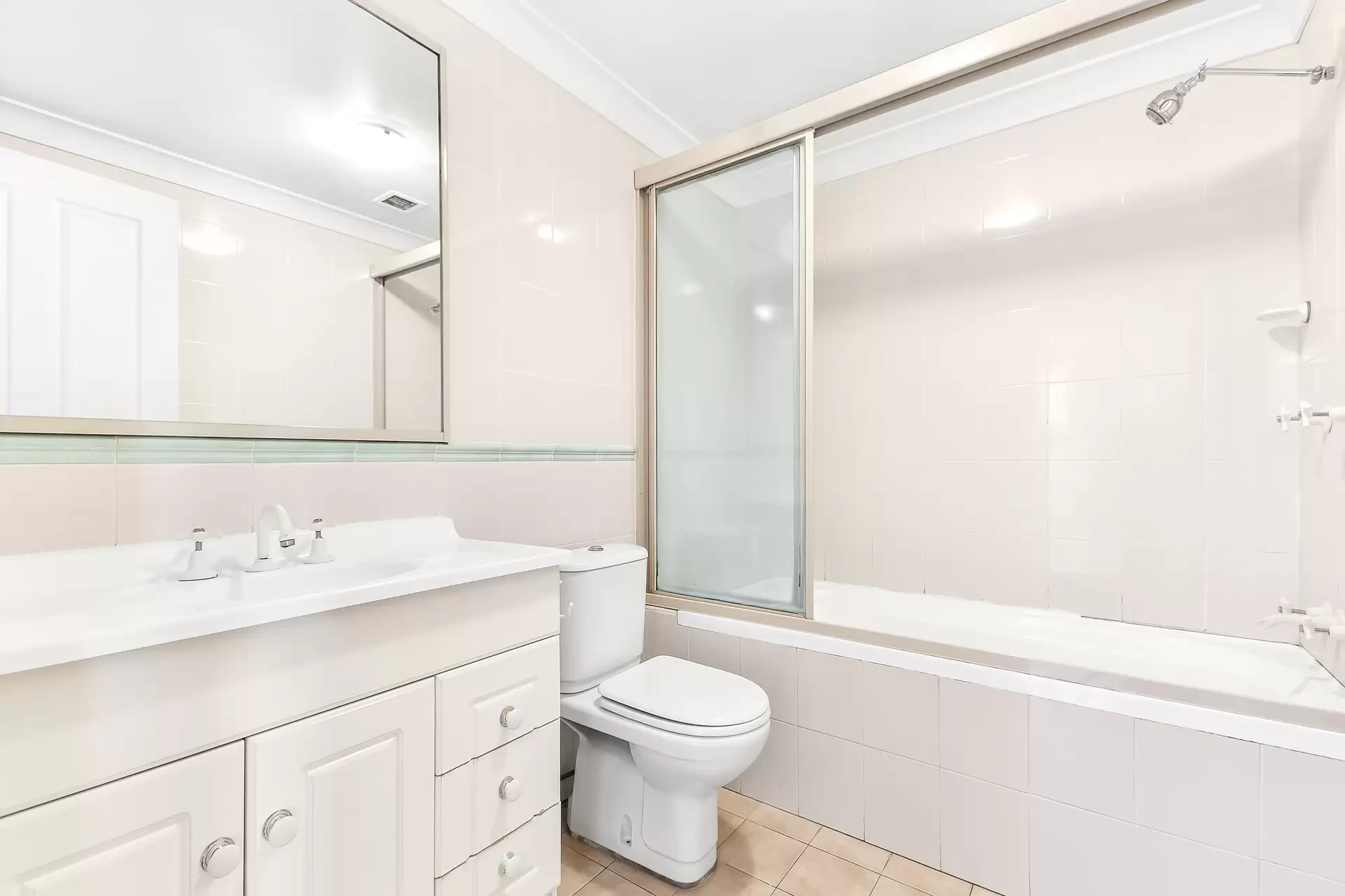 Chatswood Leased by Shead Property - image 1