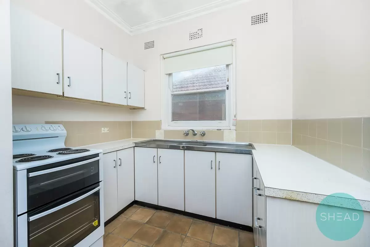 Roseville Leased by Shead Property - image 1