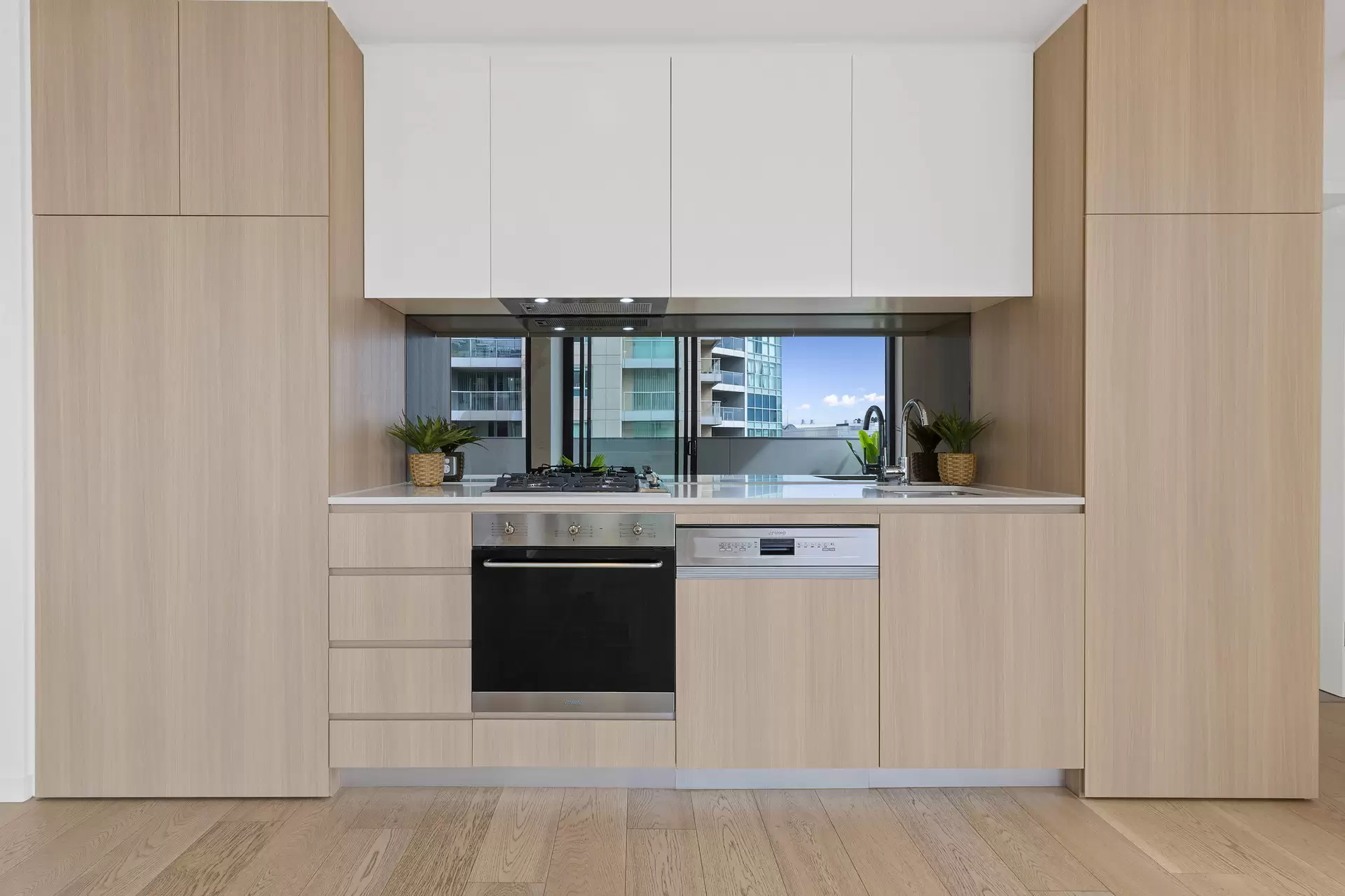 Chatswood Leased by Shead Property - image 1